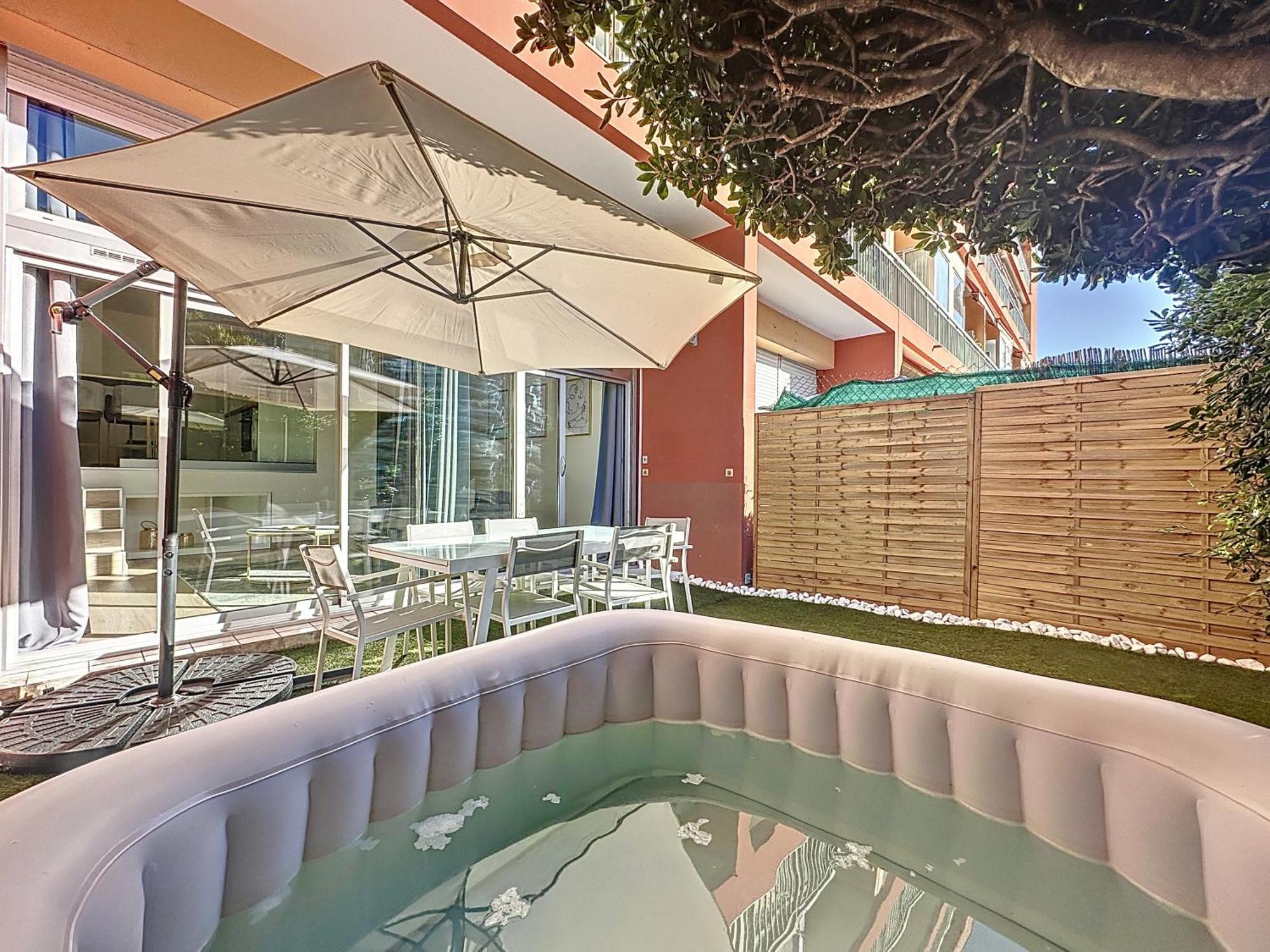 2 Pieces - Parking - Jacuzzi - Food & Drink - Love Menton Exterior foto