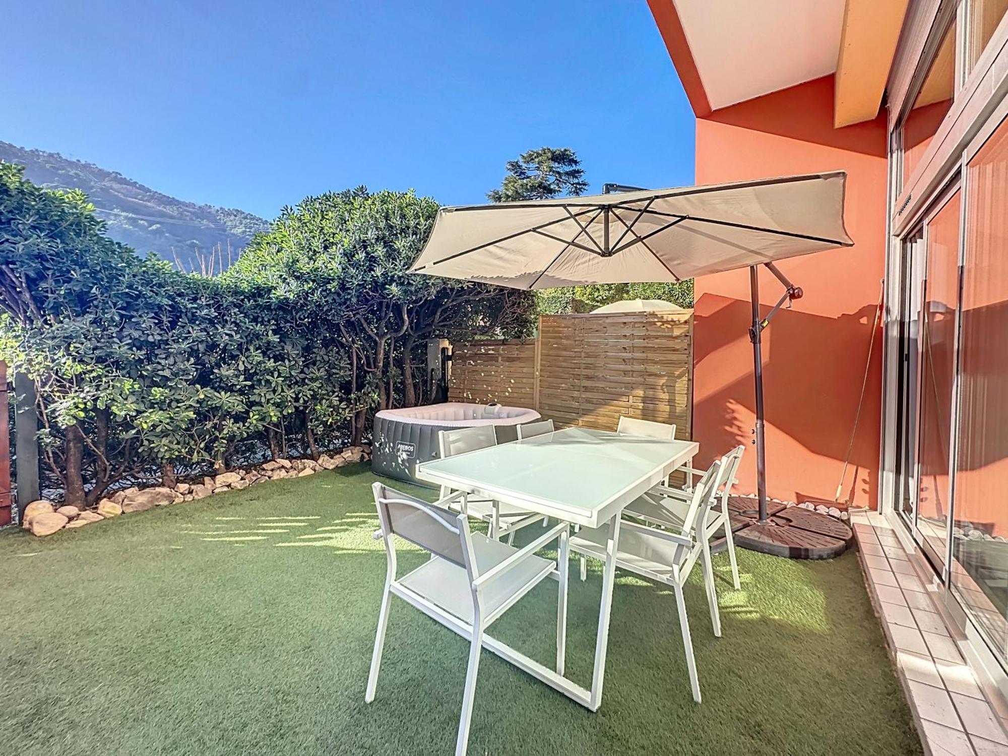 2 Pieces - Parking - Jacuzzi - Food & Drink - Love Menton Exterior foto